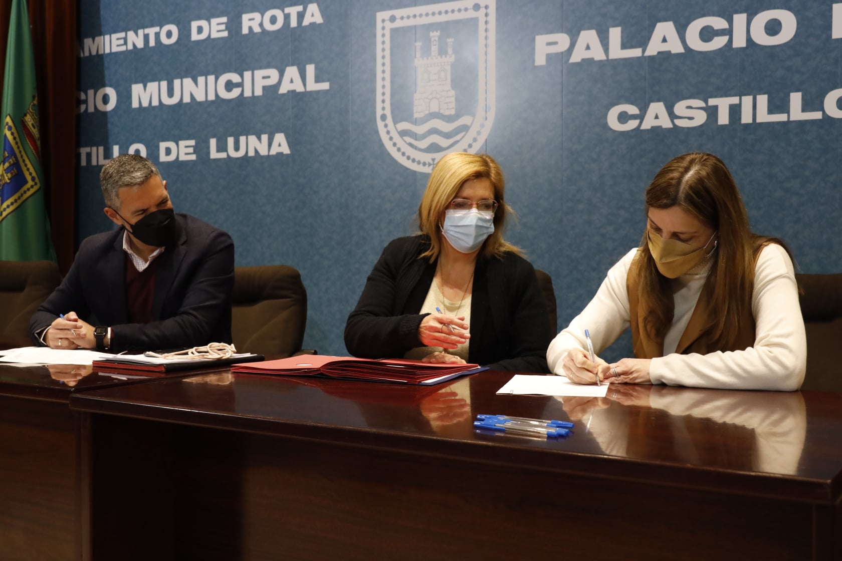 firma contratos
