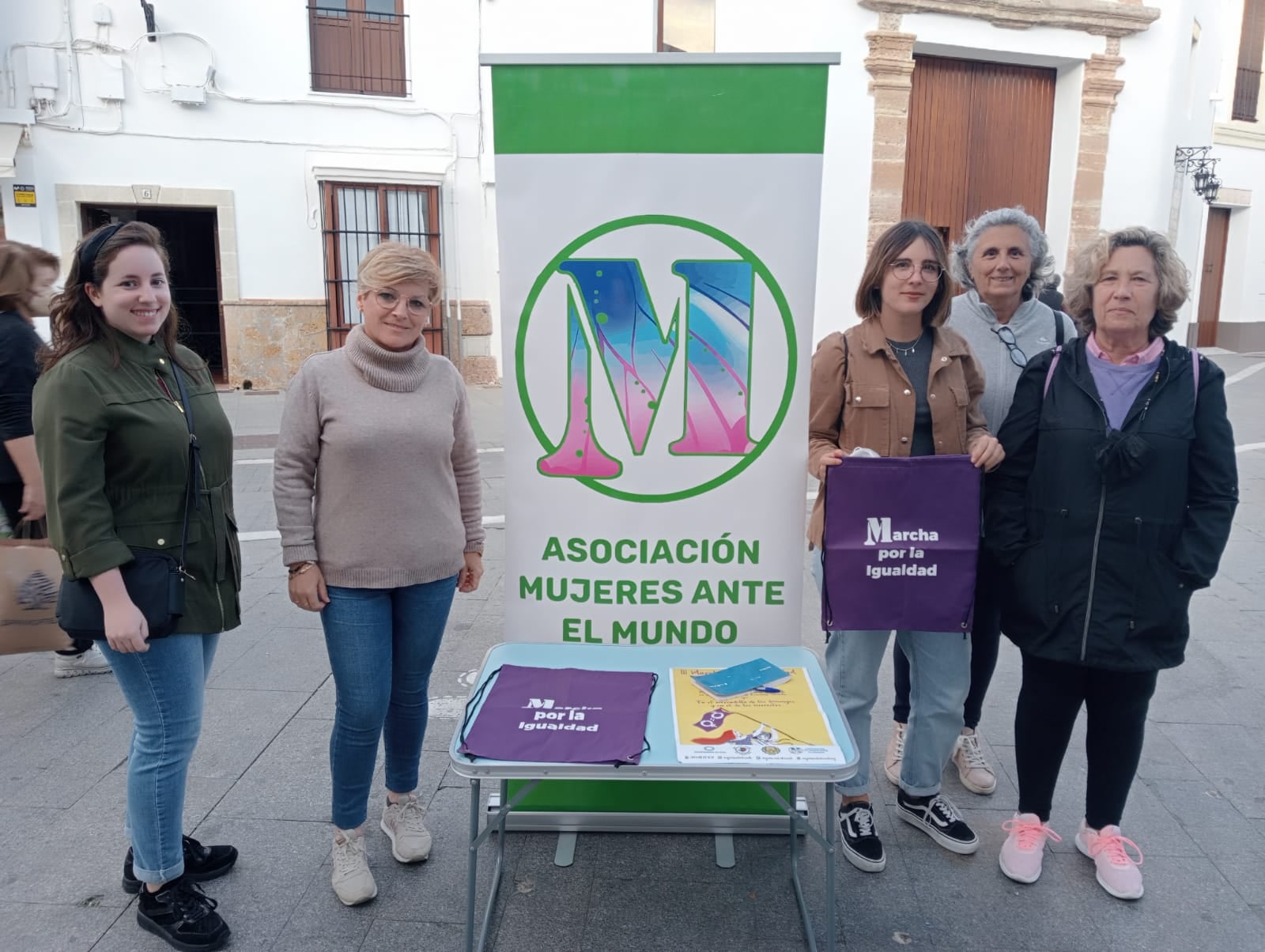 mujeresanteelmundo
