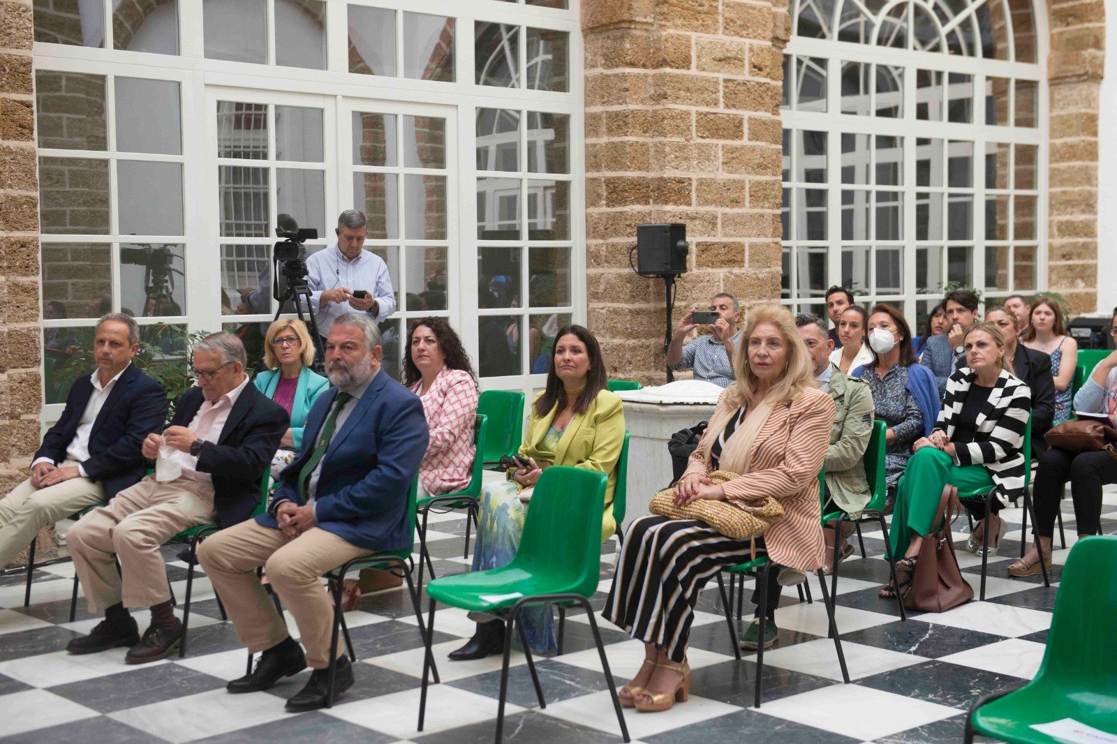 220527 comercio
