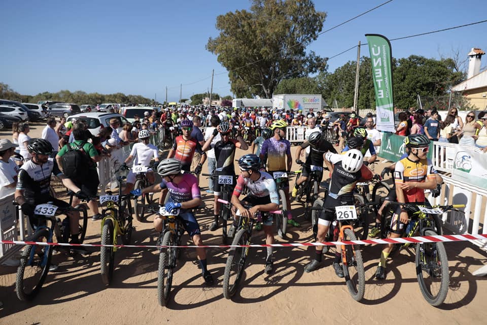220606 ciclistas