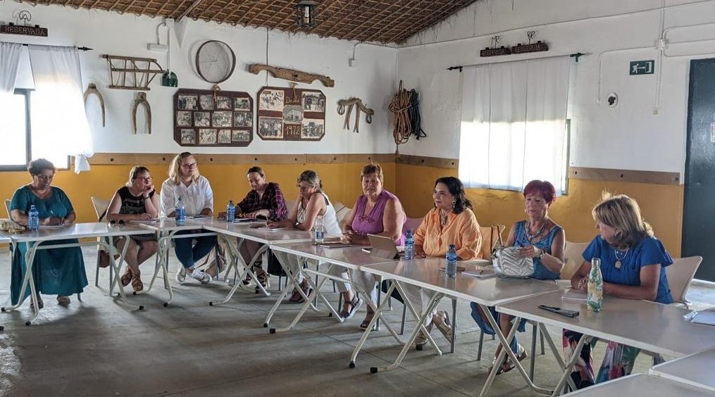 220613 charla feminista