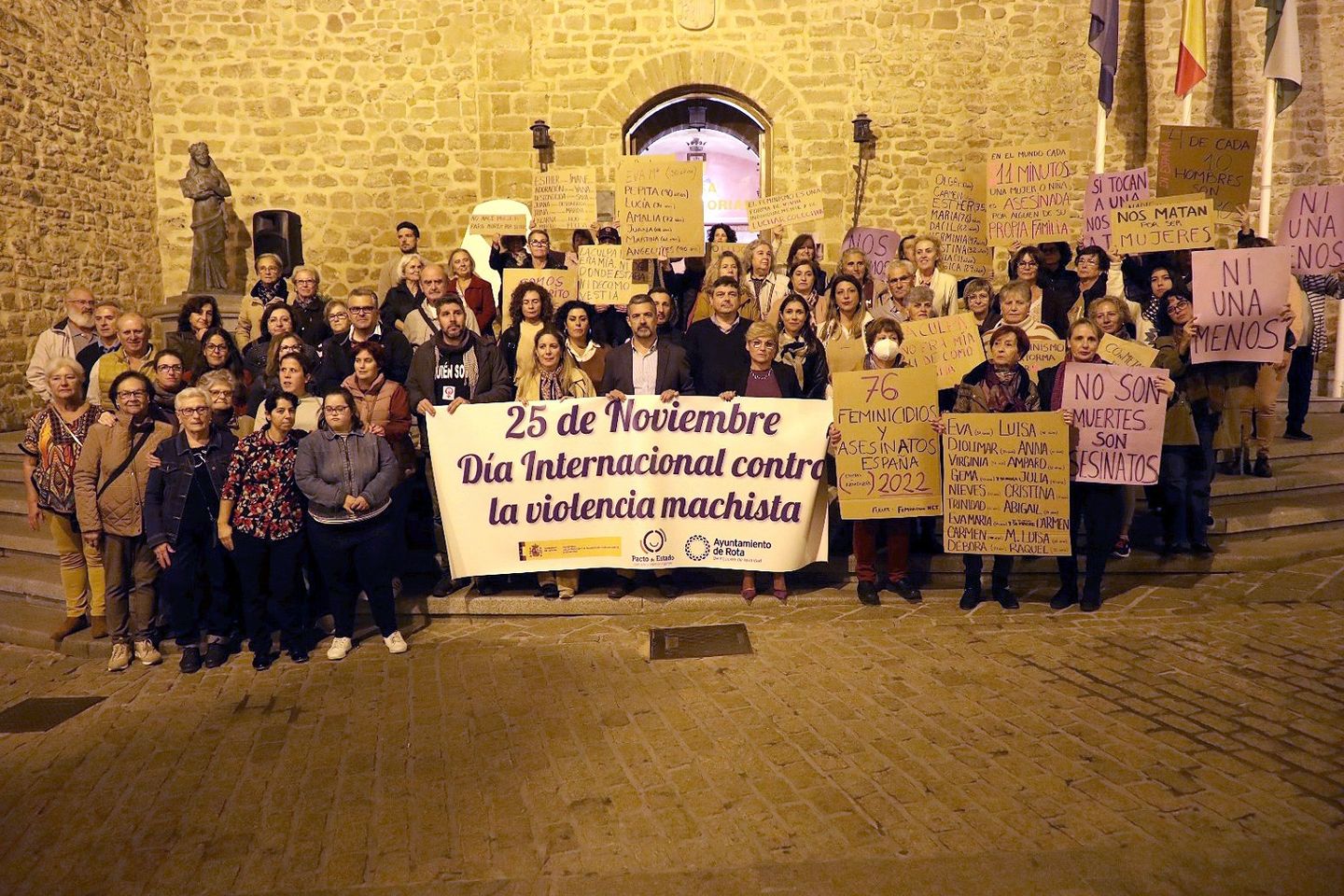 281122marcha25N