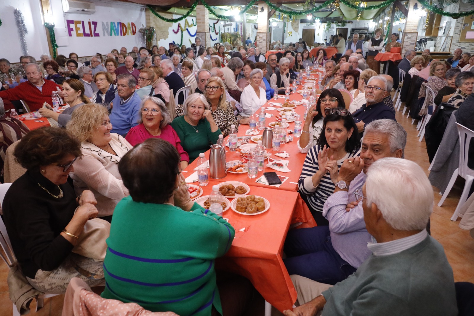 241129 merienda navidad mayores 5